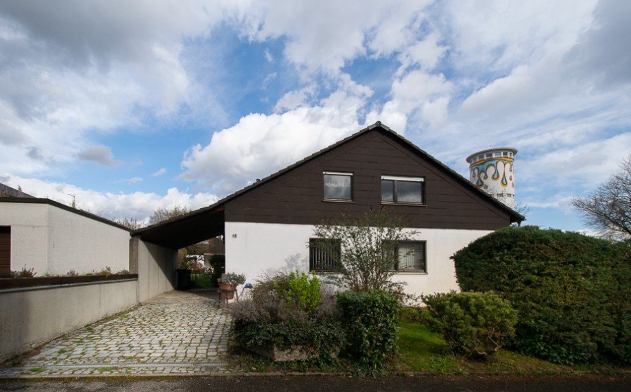 mit Carport, Garage und Abstellfl�chen Einfamilienhaus Lichtenwald