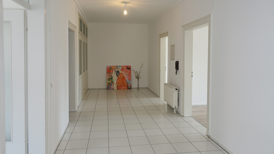 gro�e, breite Diele mit 21,35 m� Wohnung Esslingen