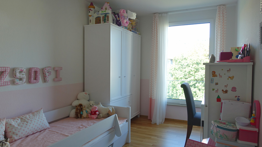 Zimmer 2 mit ca. 12 m� Etagenwohnung Esslingen-Gr�ne H�fe