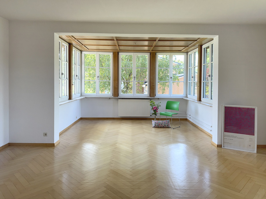 OG Wohnzimmer Erker frei Wohnung N�rtingen
