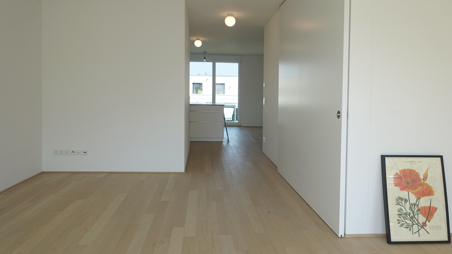 Wohnzimmer mit Schiebet�re zum Arbeitsbereich Etagenwohnung Esslingen-Pliensauvorstadt- Gr�ne H�fe