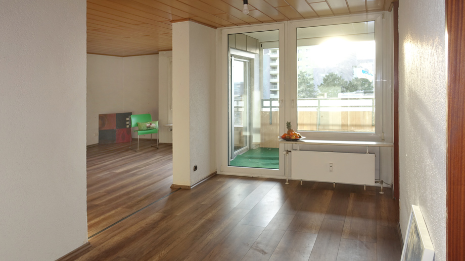 Essbereich mit Balkon Wohnung Stuttgart-Neugereut