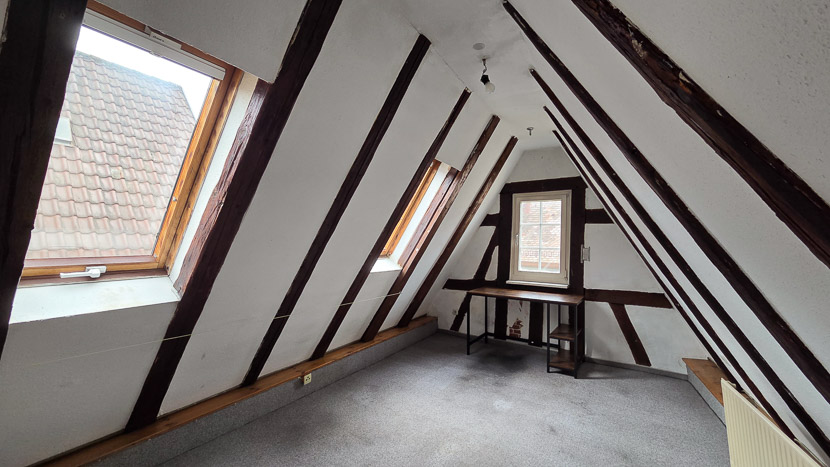 Studio im 2.DG Dachgeschosswohnung N�rtingen