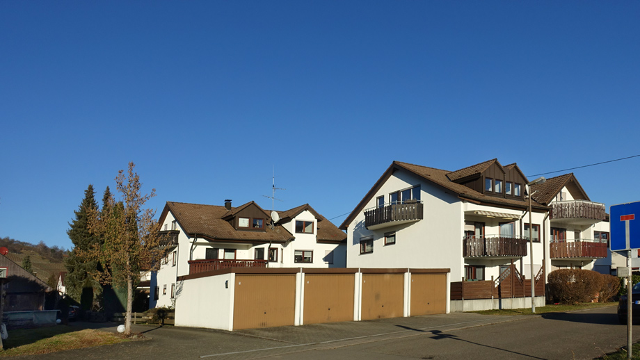 herrlich ruhige Lage Dachgeschosswohnung Metzingen-Neuhausen