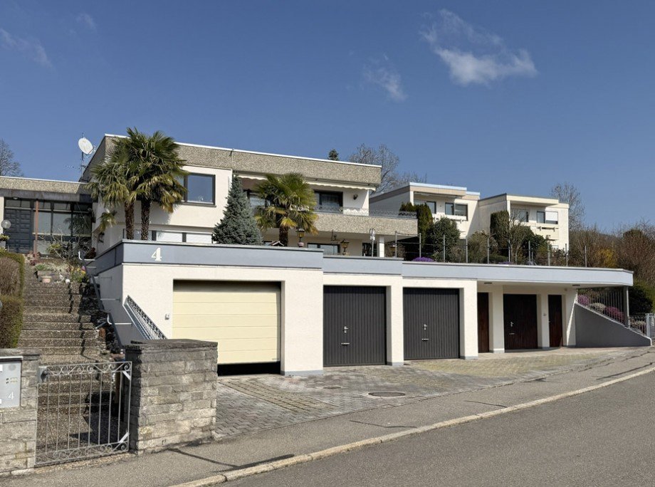 5 Garagen Einfamilienhaus Esslingen-Serach