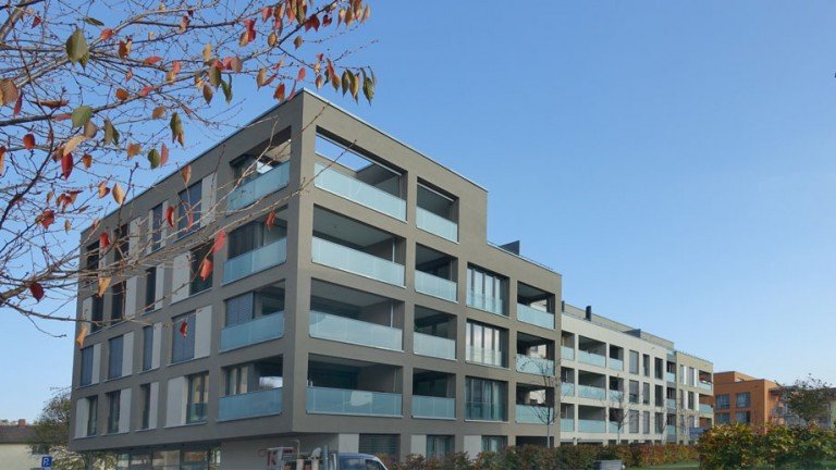  Esslingen-Gr�ne H�fe Etagenwohnung Neuwertige 4-Zi-Wohnung in den Gr�nen H�fen- gro�er, �berdachter Balkon - innenstadtnah und ruhig