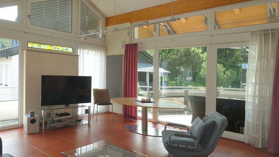 Wohnzimmer Einfamilienhaus M�hlhausen im T�le