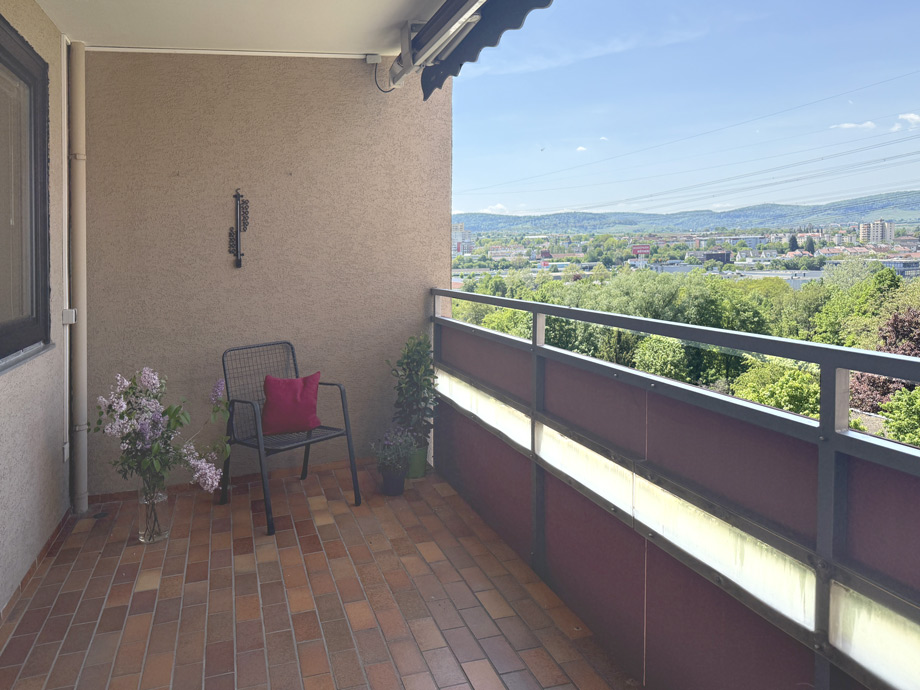 �berdachter West-Balkon Etagenwohnung Weinstadt-Grossheppach