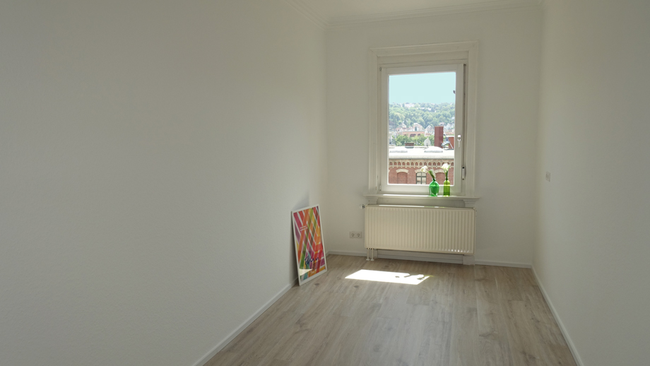 Zimmer Nr. 4 mit 12,24 m� Wohnung Esslingen