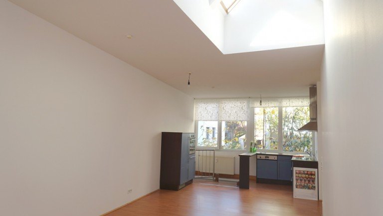  Esslingen-Stadtmitte Maisonettewohnung Loftwohnen mit Garten mitten in der Stadt
