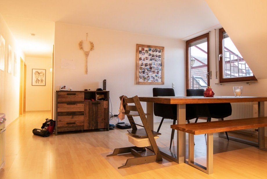 und Platz f�r den Esstisch Dachgeschosswohnung Reichenbach