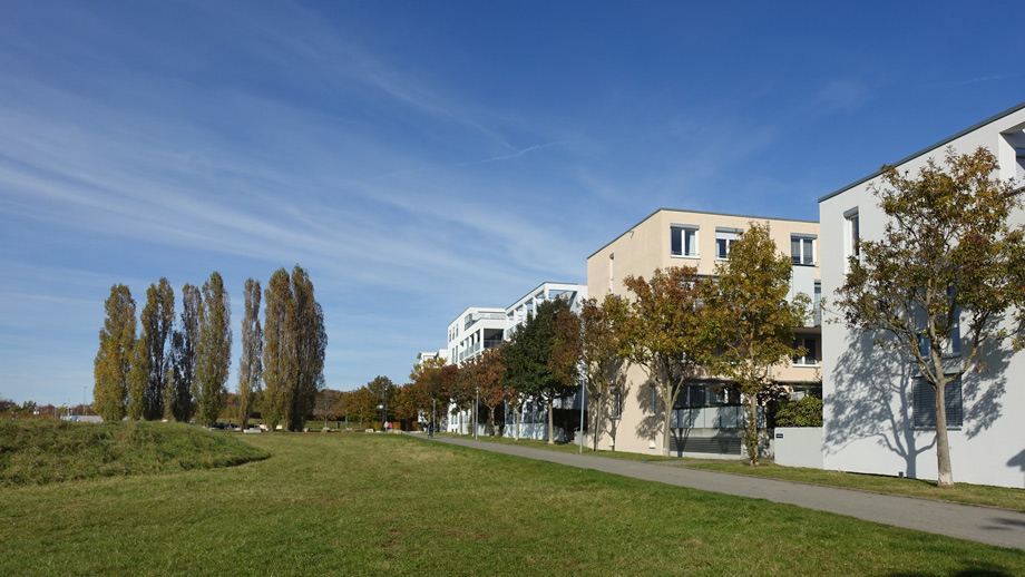 am Rande von Wiesen und Feldern Haus Ostfildern-Scharnhauser Park