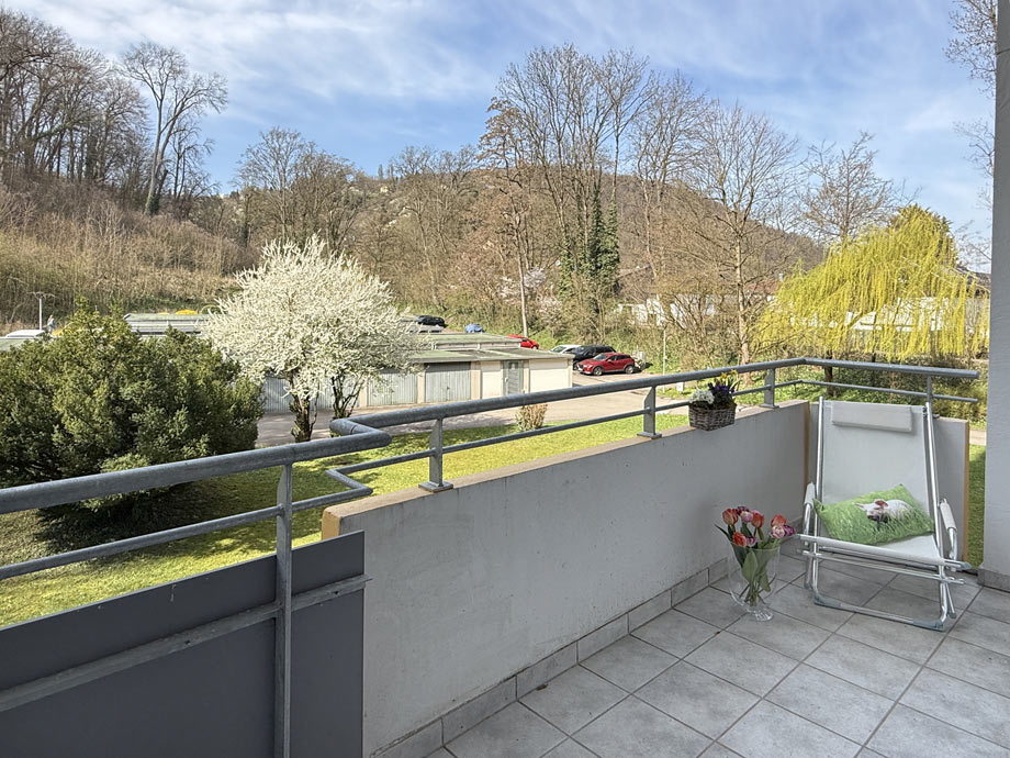 weiter Blick ins Gr�ne Wohnung Esslingen-Weil