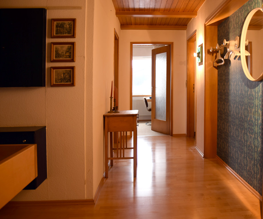 Flur im DG Einfamilienhaus B�hmenkirch