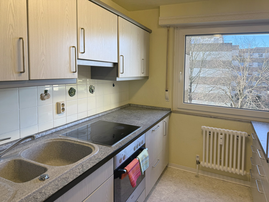 K�che mit Einbauk�che Wohnung Stuttgart