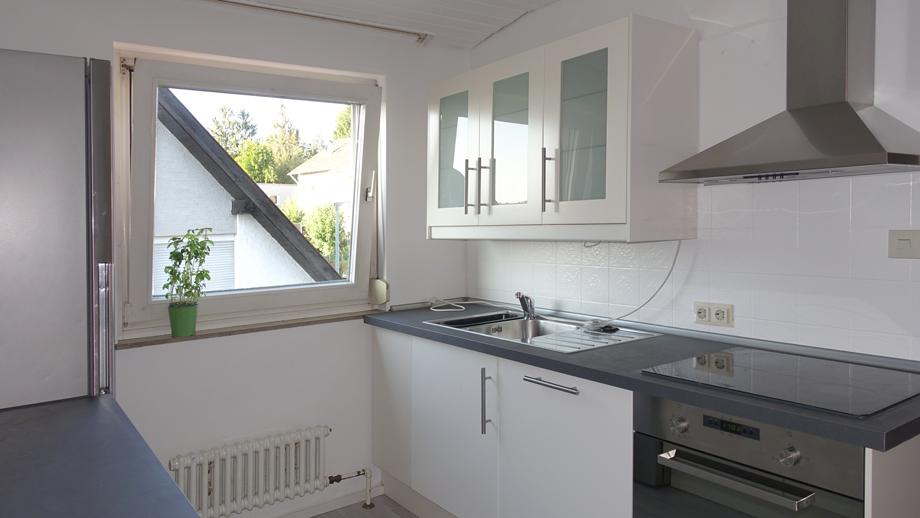 Einbauk�che Dachgeschosswohnung Esslingen