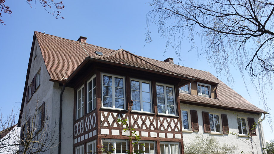 Ansicht mit Erker Wohnung N�rtingen
