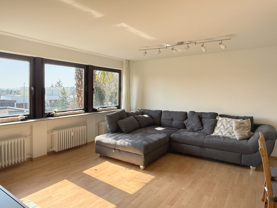 Wohnzimmer unten Einfamilienhaus Esslingen-Serach