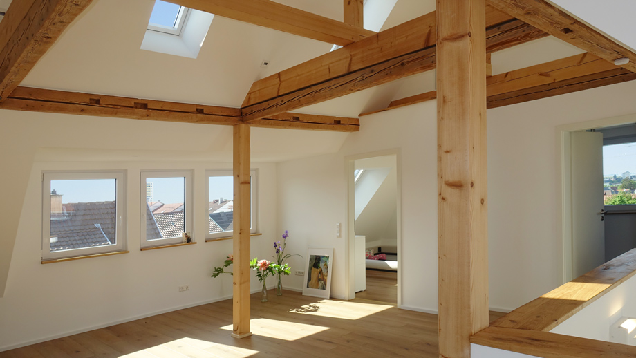offen bis unter den First Dachgeschosswohnung Fellbach