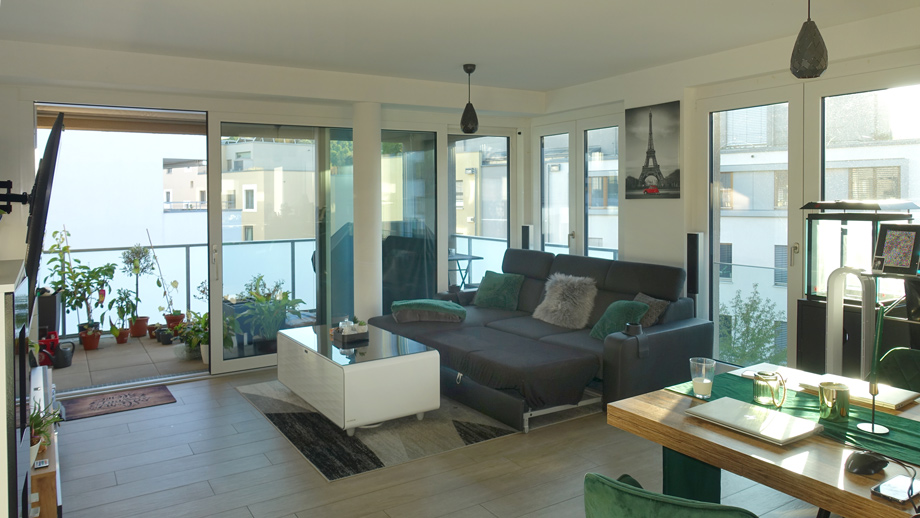 Wohn-/Esszimmer Etagenwohnung Esslingen-Gr�ne H�fe