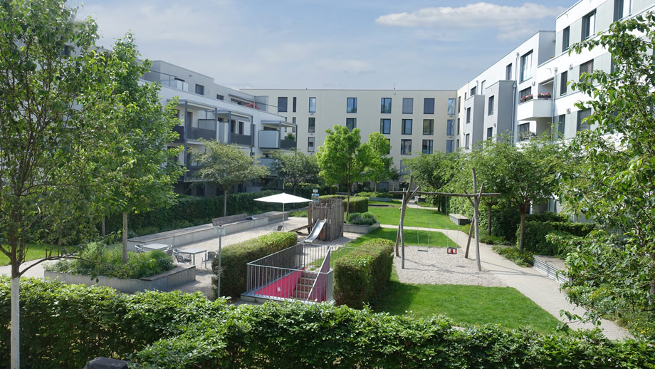 Blick in den Innenhof Etagenwohnung Esslingen-Gr�ne H�fe