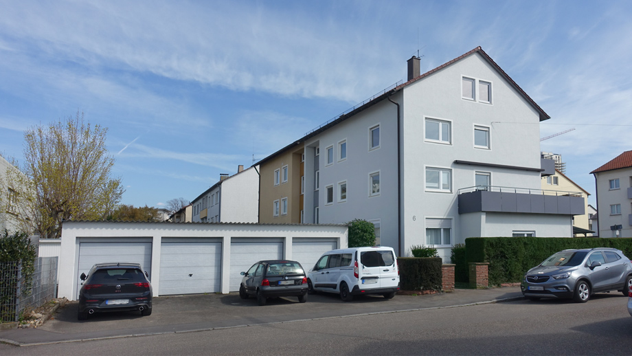 Ansicht mit Garagen Mehrfamilienhaus Fellbach