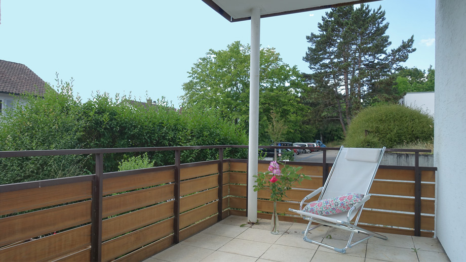 S�dwest-Balkon Etagenwohnung Esslingen-Lerchen�cker
