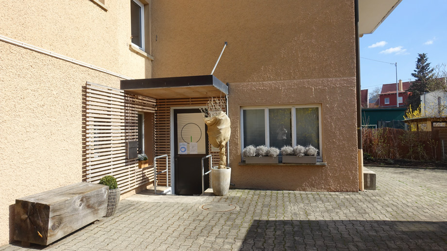 GG Praxiseingang Haus Spaichingen