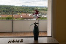 sonniger S�dbalkon mit grandiosem Ausblick gepflegte 4-Zimmer Wohnung mit fantastischer Fernsicht