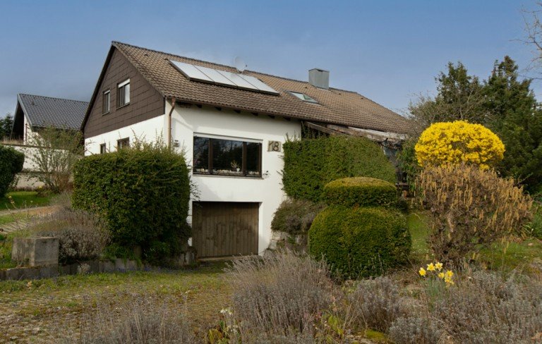 freistehendes Einfamilienhaus mit Garten Lichtenwald Einfamilienhaus Gro�z�giges Einfamilienhaus mit Garten