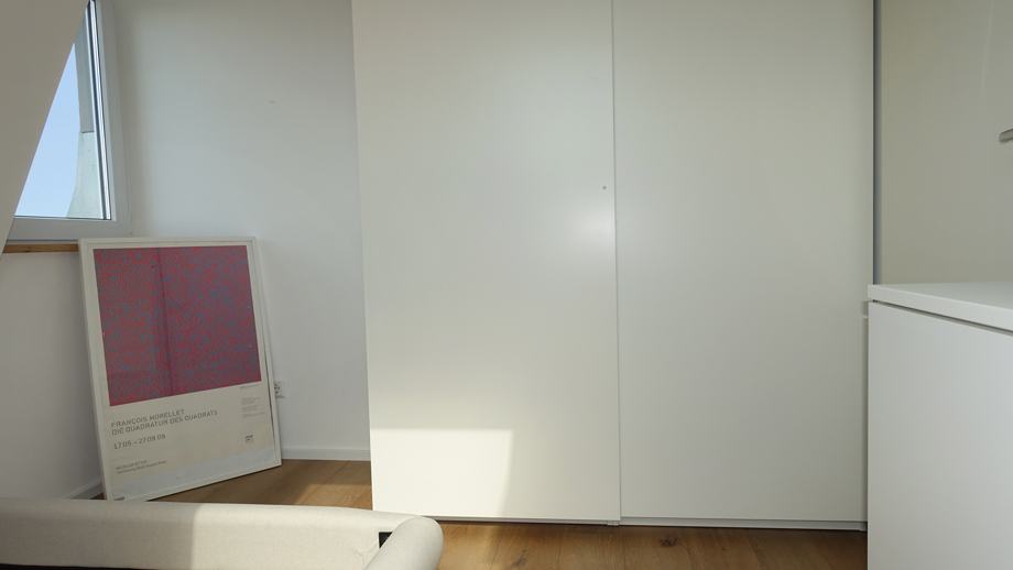 Schlafzimmer mit M�beln Dachgeschosswohnung Fellbach