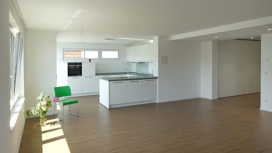 gro�z�ges Wohnen/Essen/Kochen Wohnung Stuttgart-Vaihingen