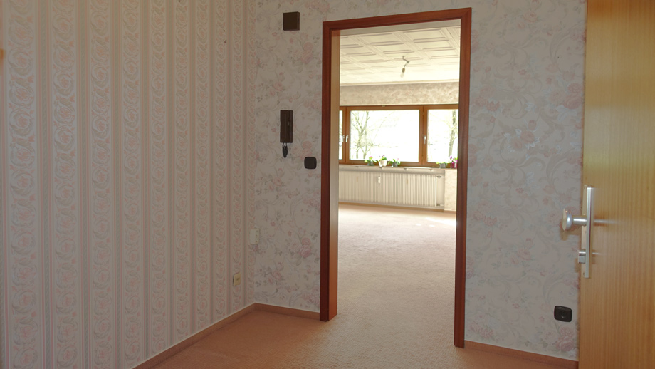 ger�umige Diele Etagenwohnung Rudersberg