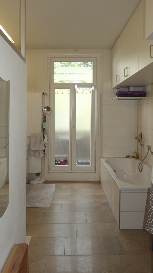 gro�es Tageslicht-Bad Wohnung Esslingen