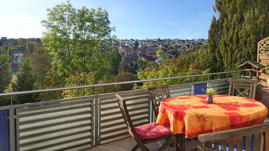 herrlich weiter Blick vom Balkon Doppelhaush�lfte Esslingen-Sulzgries