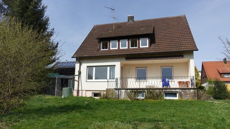  Adelberg Einfamilienhaus Freistehendes Haus mit herrlichem Garten, frisch renoviert - Platz f�r die ganze Familie