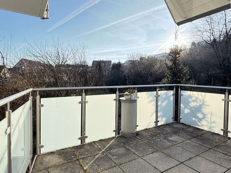  Esslingen-W�ldenbronn Etagenwohnung Naturnah gelegene, sonnige Wohnung mit gro�em Balkon, bereits frei