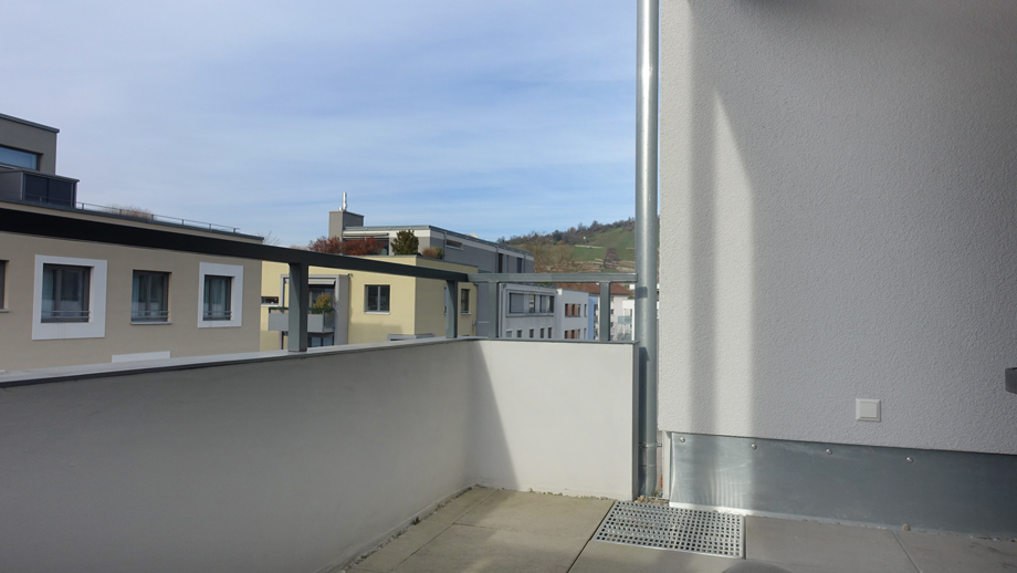 Balkon teilweise �berdacht Etagenwohnung Esslingen-Pliensauvorstadt- Gr�ne H�fe