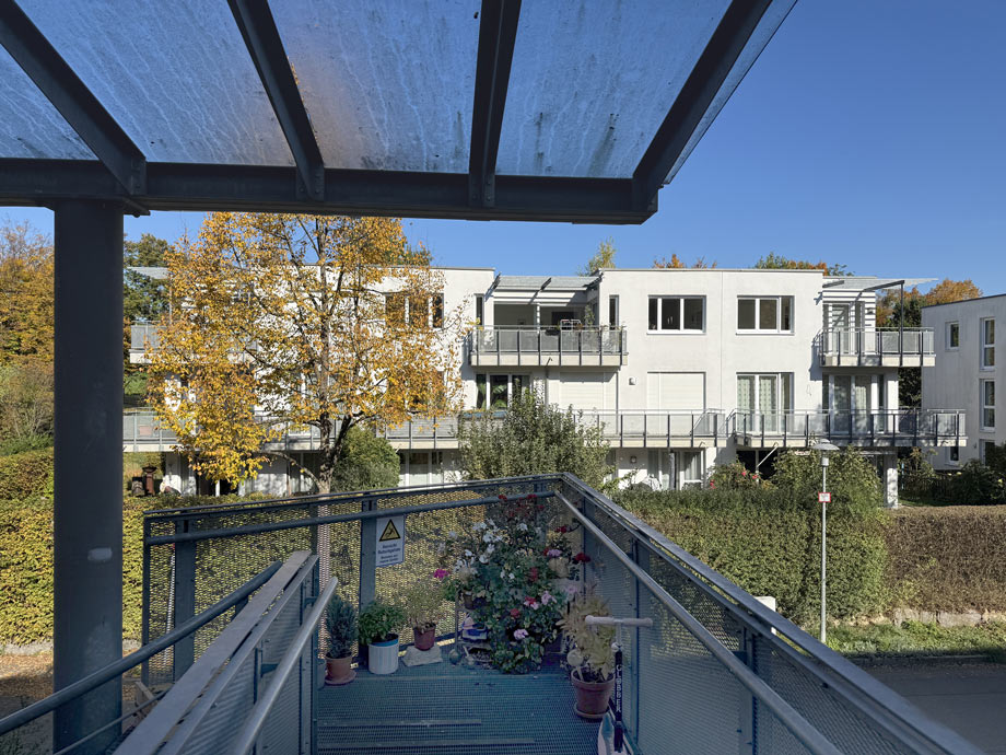 Eingangssteg Dachgeschosswohnung Ostfildern-Scharnhauser Park