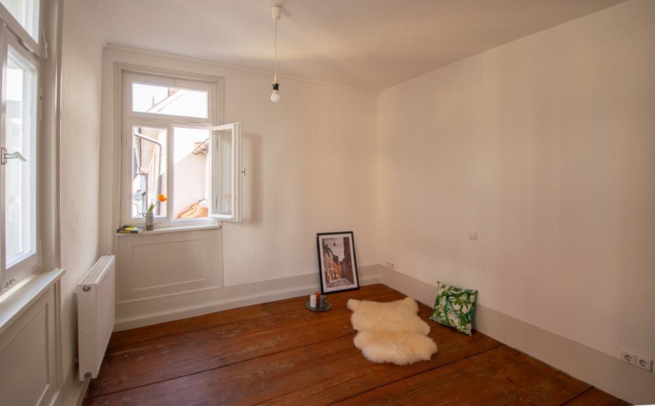 gro�es Schlafzimmer Etagenwohnung Esslingen