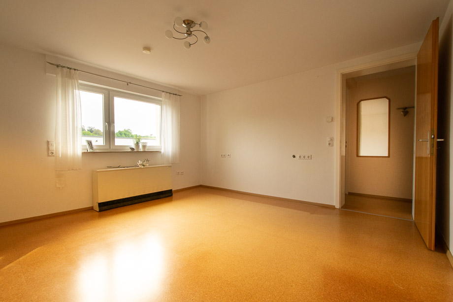 gro�es Wohnzimmer Erdgeschosswohnung Denkendorf