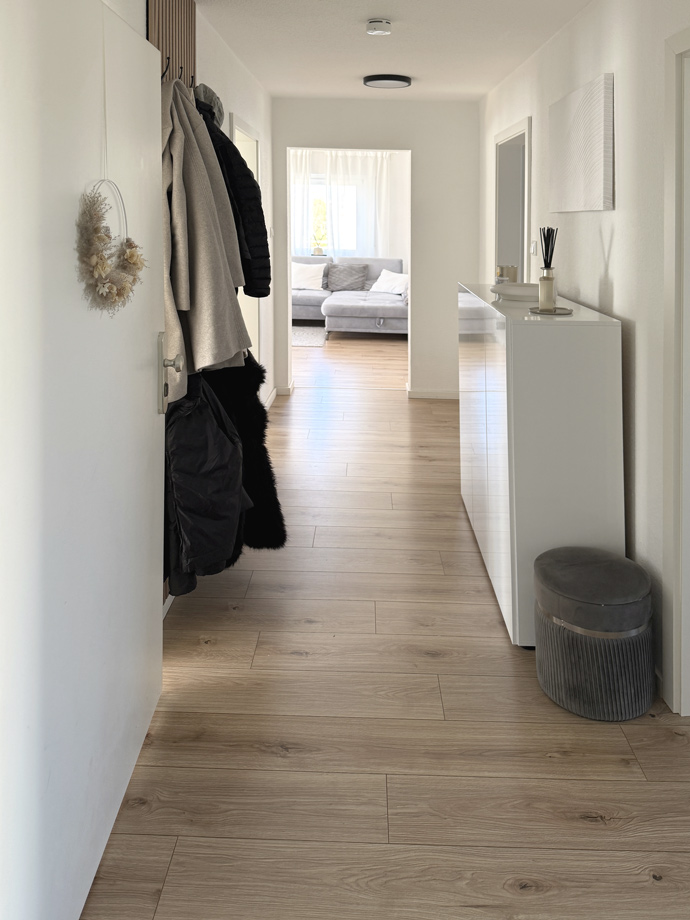 gro�e Diele Etagenwohnung Fellbach