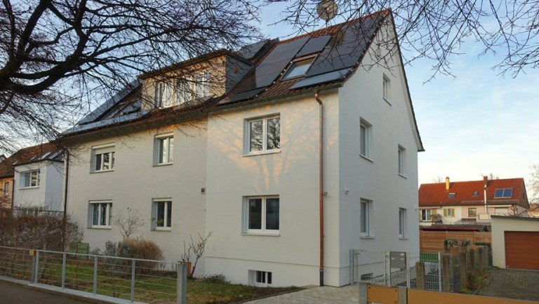  Esslingen-Gartenstadt Doppelhaush�lfte Ein H�uschen f�r uns zwei
