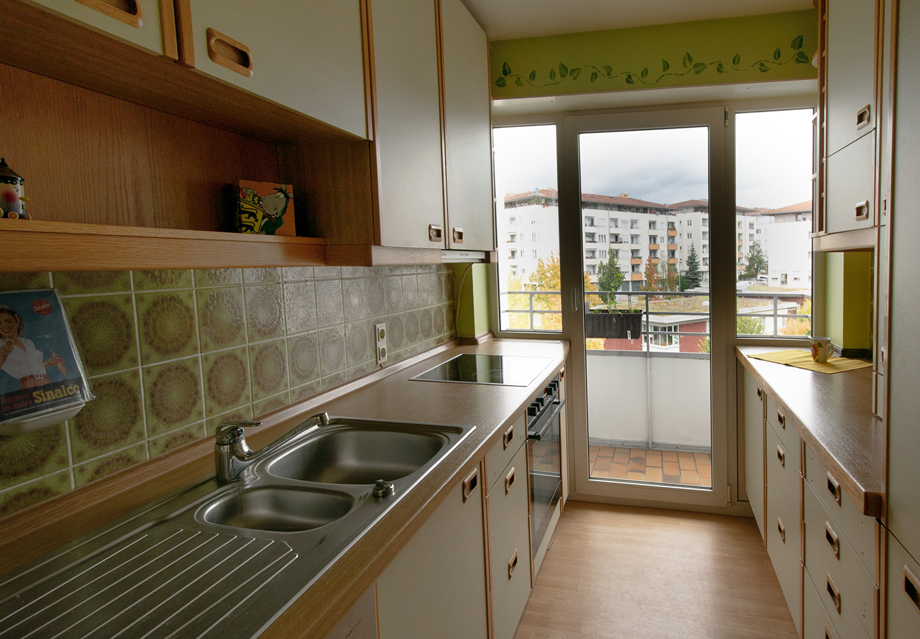 Einbauk�che mit zweitem Balkon Etagenwohnung Plochingen