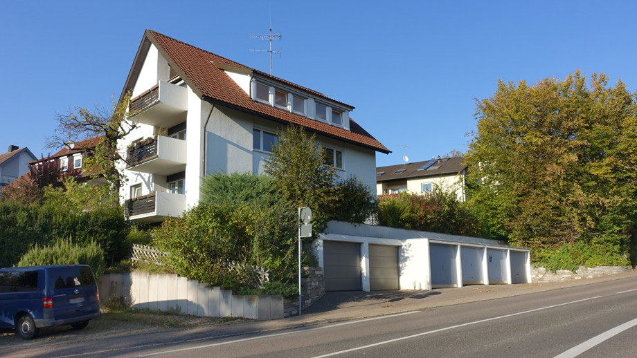 Garage mit direktem Zugang ins Haus Dachgeschosswohnung Esslingen