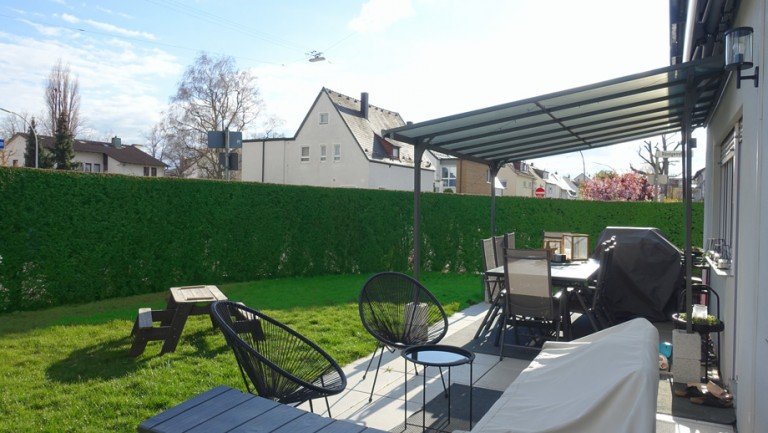 Tolle Wohnung mit Garten Fellbach Erdgeschosswohnung Schick + ruhig, 4-Zimmer + Garten + Garage + Hobbyraum, N�he S-Bahn