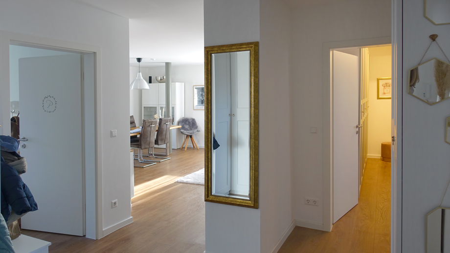 EG Diele Mehrfamilienhaus Fellbach