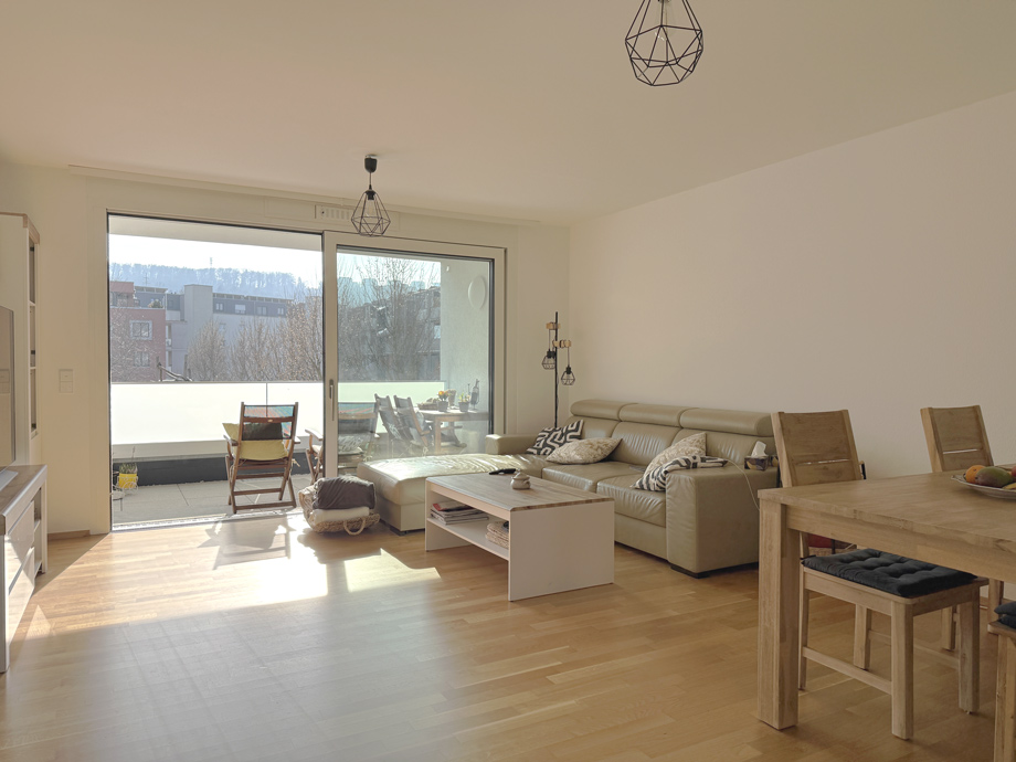 Wohn-/Essraum Etagenwohnung Esslingen-Gr�ne H�fe