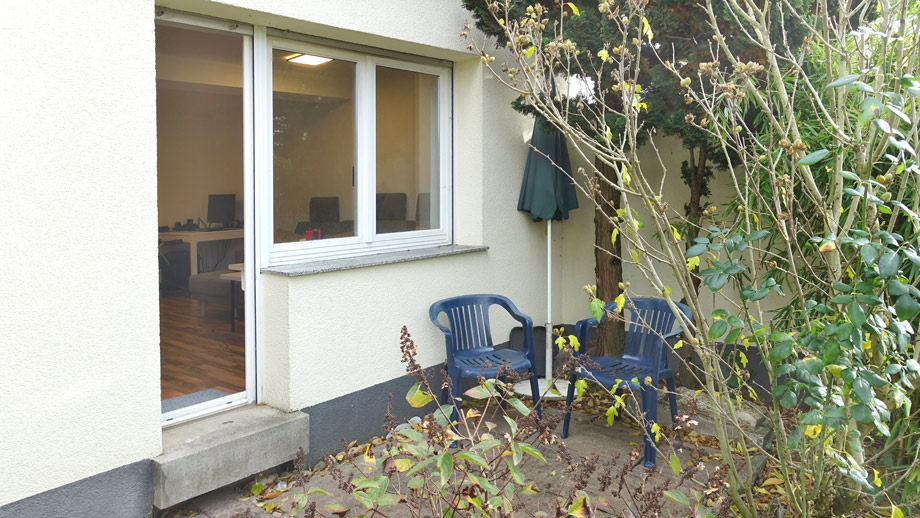 Terrasse Einliegerwohnung Doppelhaush�lfte Esslingen-Sulzgries